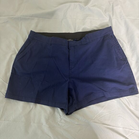 Lane Bryant Navy Chino Girlfriend Shorts 22 - Picture 2 of 11